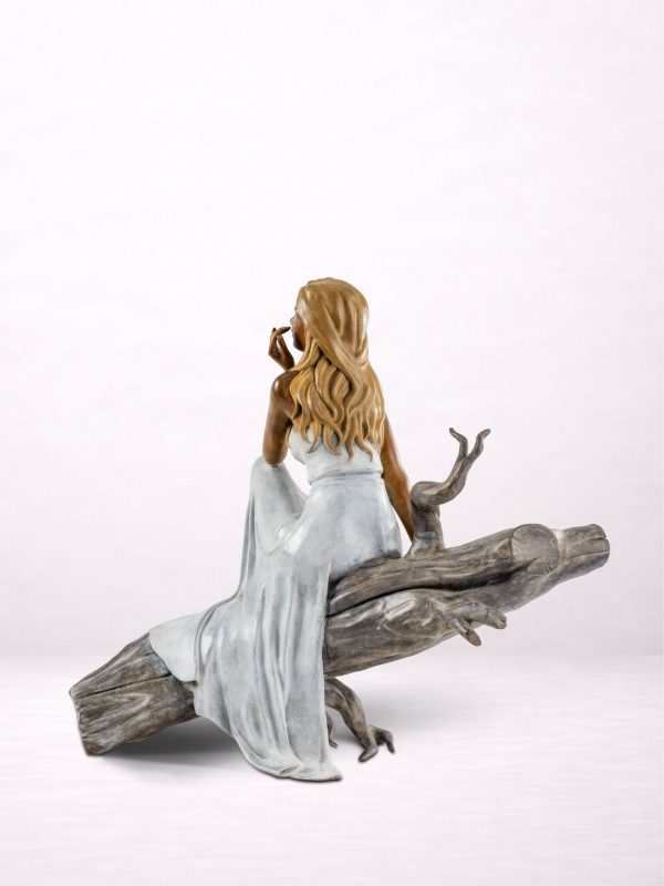 lilas sculpture en bronze femme assise dos