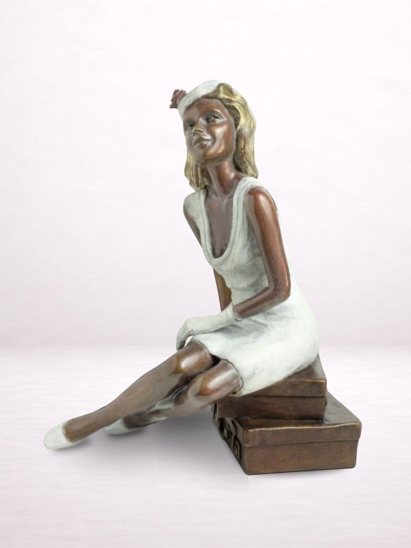 lorette sculpture bronze femme assise